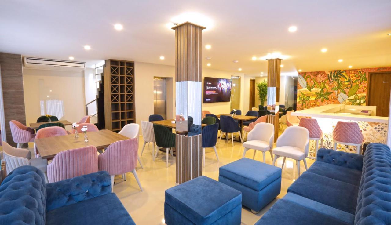 Edificio Casa Tabor Bed and Breakfast Barranquilla  Eksteriør billede